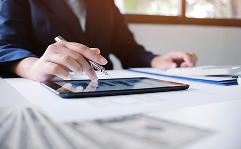 上海公司法人变更费用说明