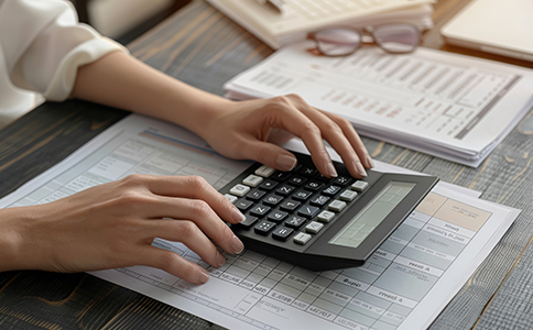 上海注册商贸有限公司的费用构成